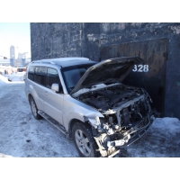 Продам а/м Mitsubishi Pajero битый