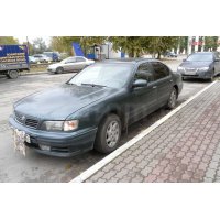 Продам а/м Nissan Maxima QX битый
