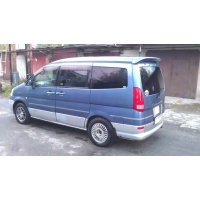 Продам а/м Nissan Serena битый