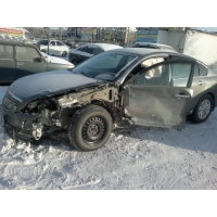 Продам а/м Nissan Teana битый