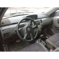 Продам а/м Nissan X-Trail битый