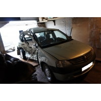 Продам а/м Renault Logan аварийный