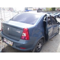 Продам а/м Renault Logan битый