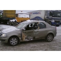 Продам а/м Renault Logan битый