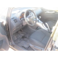 Продам а/м Toyota Auris битый