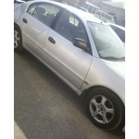 Продам а/м Toyota Avensis битый
