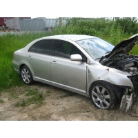 Продам а/м Toyota Avensis битый