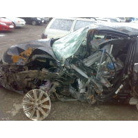Продам а/м Toyota Camry битый