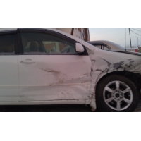 Продам а/м Toyota Corolla Runx битый
