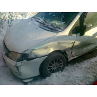 Продам а/м Toyota Corolla Spacio битый