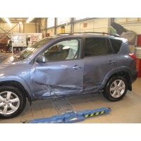 Продам а/м Toyota Rav 4 битый