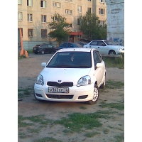 Продам а/м Toyota Vitz битый