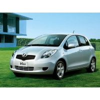 Продам а/м Toyota Vitz битый