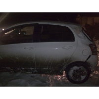 Продам а/м Toyota Vitz битый