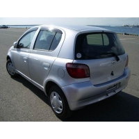 Продам а/м Toyota Vitz битый