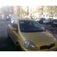 Продам а/м Toyota Vitz битый
