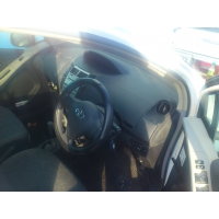 Продам а/м Toyota Vitz после пожара