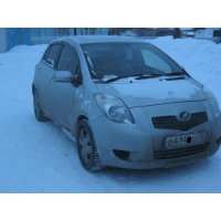 Продам а/м Toyota Vitz требующий покраски