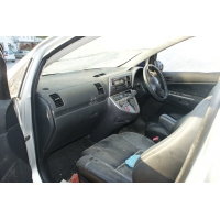 Продам а/м Toyota Wish битый