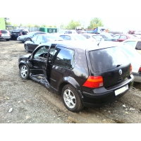 Продам а/м Volkswagen Golf битый