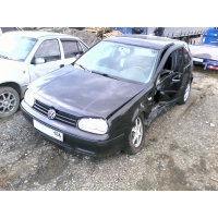 Продам а/м Volkswagen Golf битый