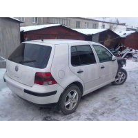 Продам а/м Volkswagen Golf битый