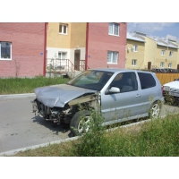 Продам а/м Volkswagen Polo битый