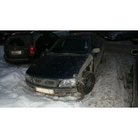 Продам а/м Volvo S40 битый
