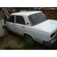 Продам а/м ВАЗ 2105 битый