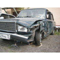 Продам а/м ВАЗ 2107 битый