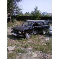 Продам а/м ВАЗ 2107 битый