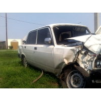 Продам а/м ВАЗ 2107 битый