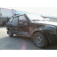 Продам а/м ВАЗ 2109 аварийный