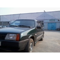 Продам а/м ВАЗ 2109 аварийный