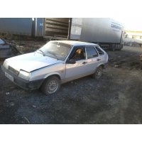 Продам а/м ВАЗ 2109 аварийный