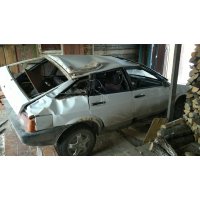 Продам а/м ВАЗ 2109 аварийный