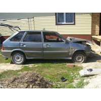 Продам а/м ВАЗ 2114 битый