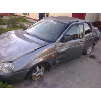 Продам а/м ВАЗ Priora битый