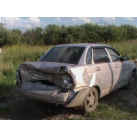 Продам а/м ВАЗ Priora битый