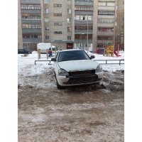 Продам а/м ВАЗ Priora битый