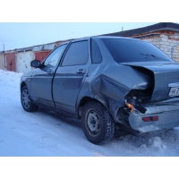 Продам а/м ВАЗ Priora битый