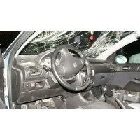 Продам Peugeot 206 битый