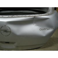 Продам дверь багажника  для Opel Corsa