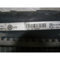 Продам радиатор охлаждения VAG  для Volkswagen Polo