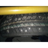 Продам шипованная ROADSTONE R15