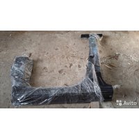 Продам стойка с порогом  для Mazda CX-5