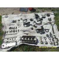 Продам запчасти движка  для Mitsubishi Carisma